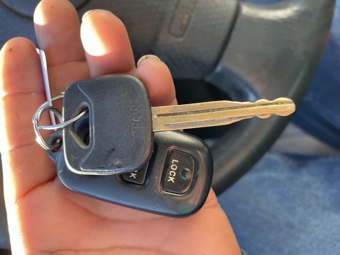2008 pontiac vibe base with 277846 miles for sale near elk-river, minnesota 93c98483793d4c6eb50636a943b97839.jpg