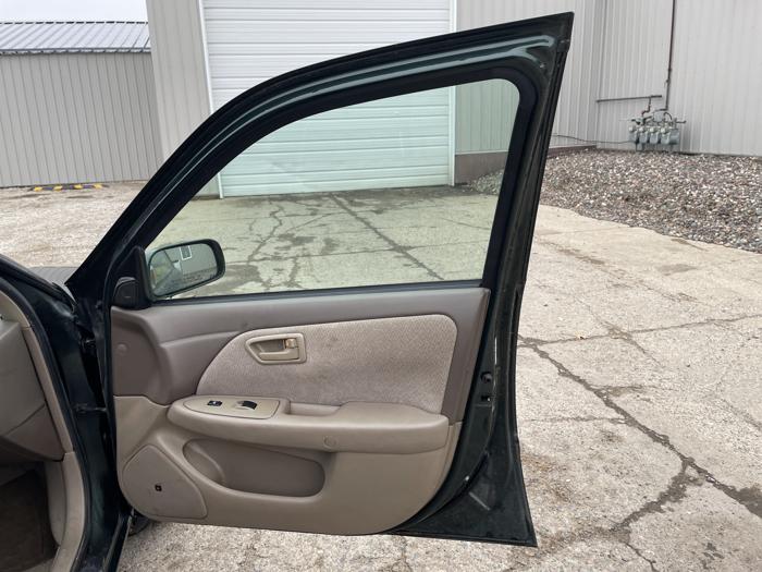 2001 toyota camry sel with 169411 miles for sale near elk-river, minnesota 940095b2c30f447ca48084827f2853fd.jpg