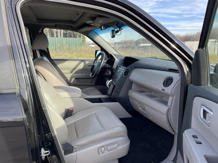 2010 honda pilot ex-l with 246273 miles for sale near elk-river, minnesota 9519a16a7a1141c690bac627a957dc81.jpg