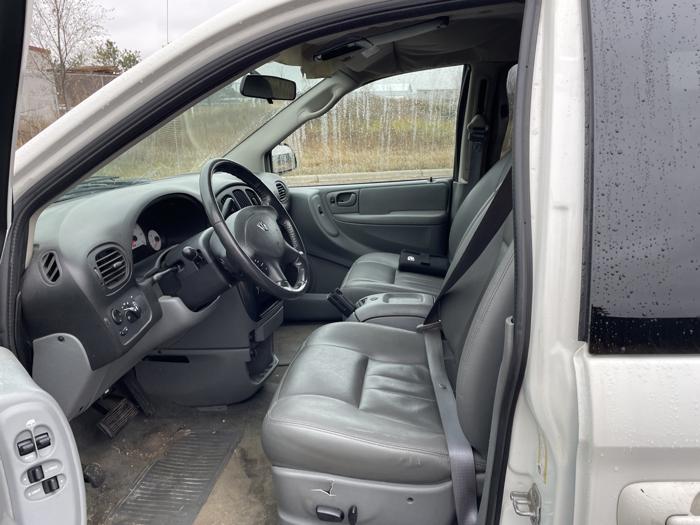 2007 dodge caravan-grand-caravan sxt with 96603 miles for sale near elk-river, minnesota 95c5c2def72448778727b8aa3d527906.jpg