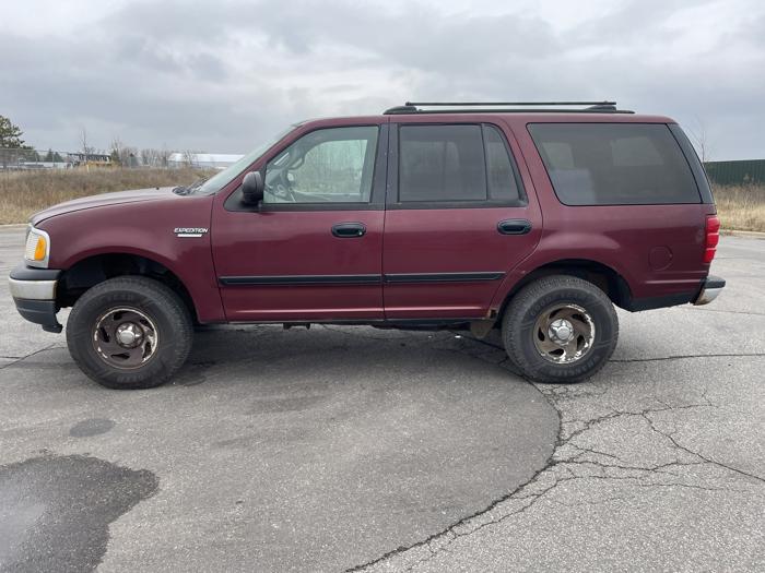 2001 ford expedition xlt with 191717 miles for sale near elk-river, minnesota 969cff1b912d46b08ccf77fce5205c27.jpg