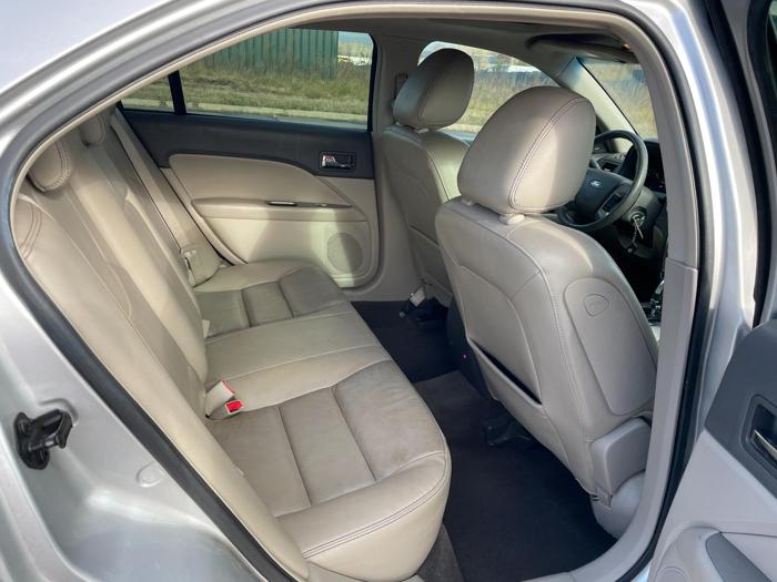 2010 ford fusion with 215788 miles for sale near elk-river, minnesota 96dbb4fdac344349b835fd7027518538.jpg
