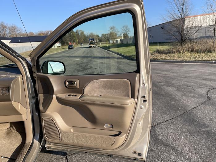 2003 toyota sienna le with 204707 miles for sale near elk-river, minnesota 9886201c47824084979420a3369f7931.jpg