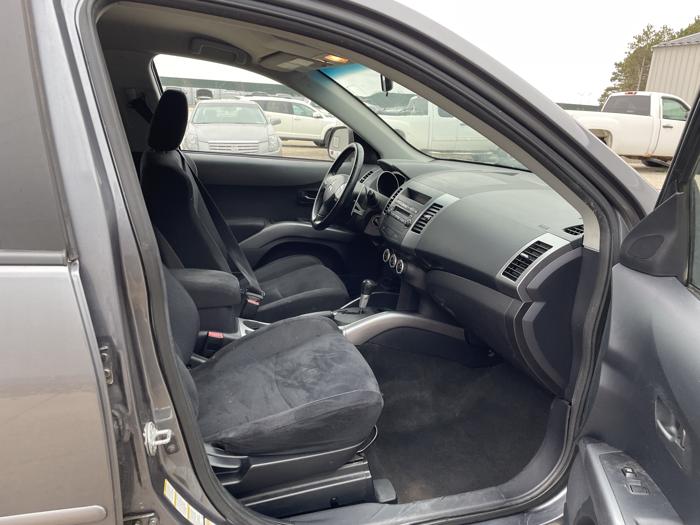 2007 mitsubishi outlander xls with 168949 miles for sale near elk-river, minnesota 99d3656168854df3a91dc1dacae78ea8.jpg