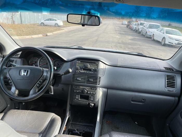 2004 honda pilot ex-l with 209900 miles for sale near elk-river, minnesota 9a2862d79fd84cf5aaab937edf0b9e48.jpg