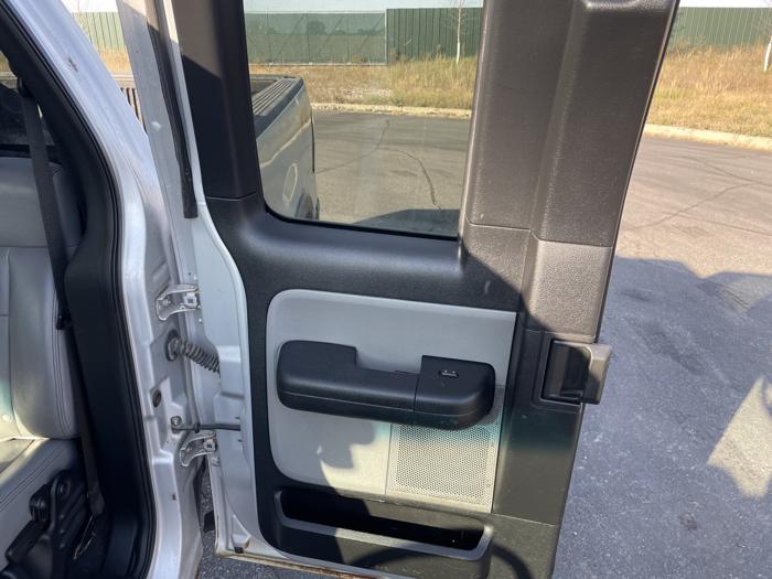 2005 ford f-150 xlt with 236468 miles for sale near elk-river, minnesota 9a8637f3b3cc4ca28a926b94b6a3d055.jpg