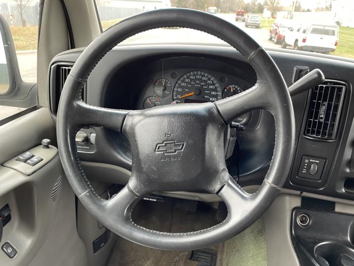 2001 chevrolet express sel with 205506 miles for sale near elk-river, minnesota 9b2fb156a49a45be9c950922bccdfefd.jpg