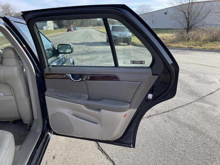 2002 cadillac deville sel with 112326 miles for sale near elk-river, minnesota 9b8ce849c47144c3a1b1e83830c1d8bb.jpg