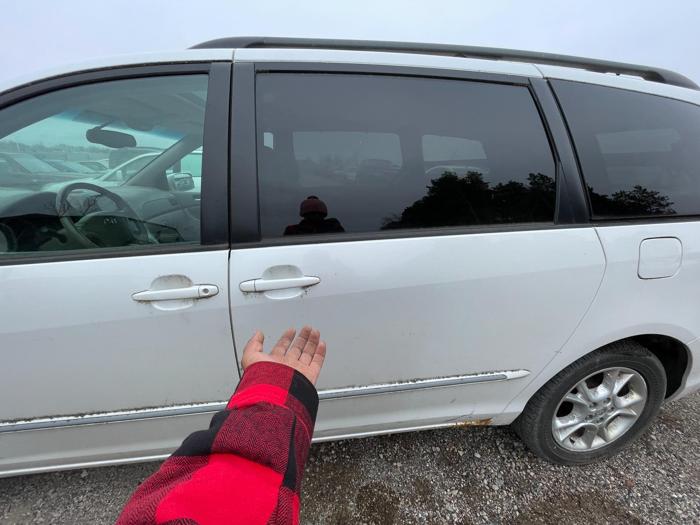 2007 toyota sienna xle with 215279 miles for sale near elk-river, minnesota 9bec043c573148c496f7c85ce67c03a1.jpg