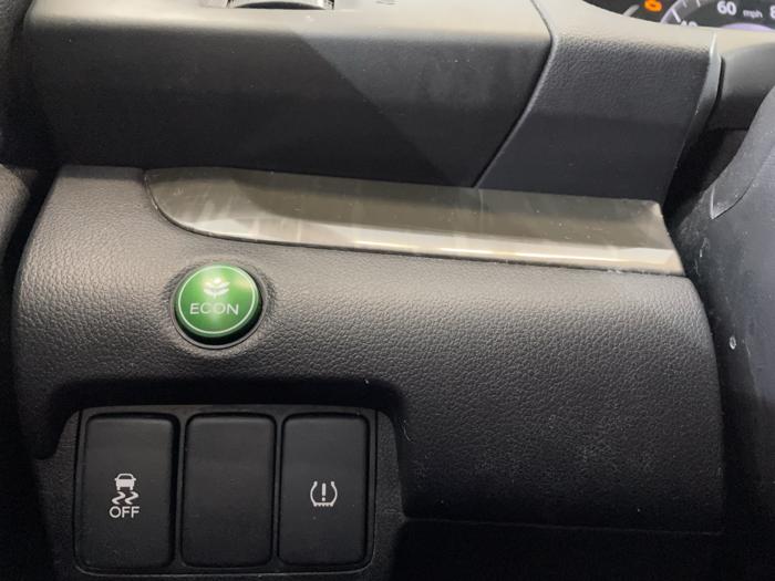 2013 nissan rogue s-2wd with 124995 miles for sale near montréal, québec 9d6a2f00143a42919a01a83be997f3b0.JPEG