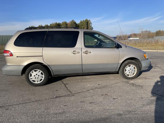 2003 toyota sienna le with 204707 miles for sale near elk-river, minnesota 9d98732d67404e289c971b90c6086c22.jpg