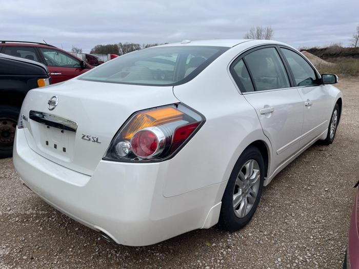 2011 nissan altima sel with 116951 miles for sale near elk-river, minnesota a0f1bc1140954815b4945b3847a9015e.jpg
