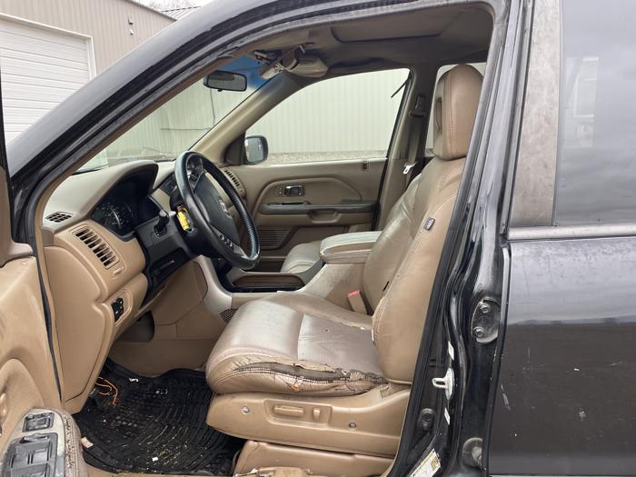 2004 honda pilot ex-l with 225186 miles for sale near elk-river, minnesota a12f7ee267db43b8867ec1abaafb2f72.jpg