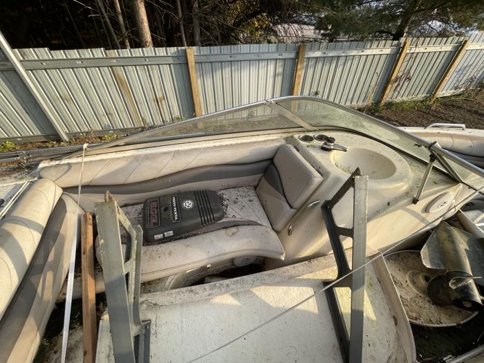 2006 larson escape for sale near elk-river, minnesota a364fab1e53d4c2c8990a6b596531d91.jpg