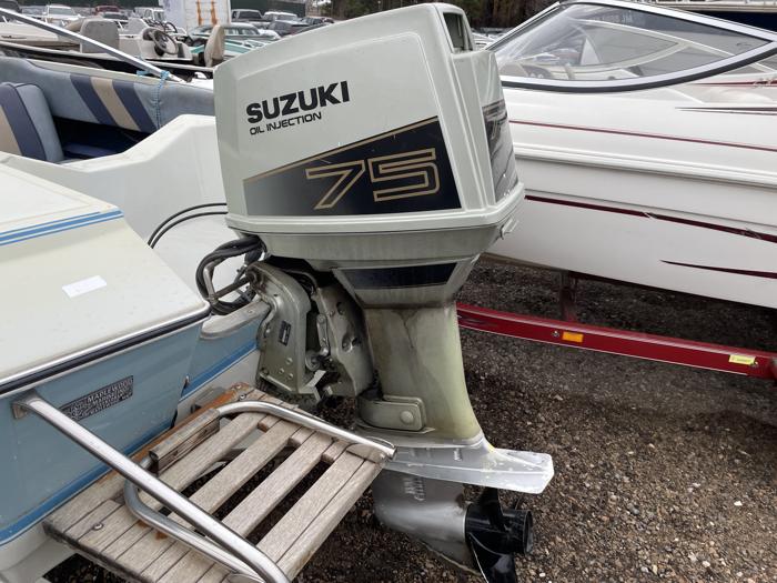 1985 sierra fiberglass- for sale near elk-river, minnesota a3698309cfef4e9fbaa9909502efc504.jpg