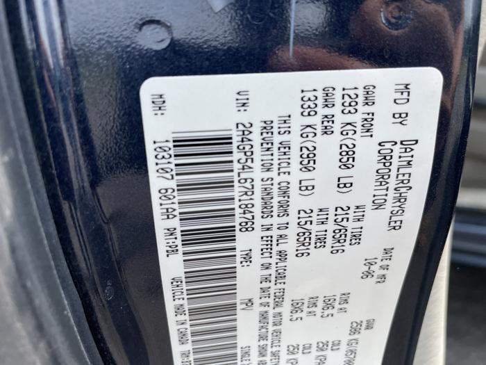 2007 chrysler town-&-country touring with 216573 miles for sale near elk-river, minnesota a457dc653bac46c6a0954096b0256ded.jpg