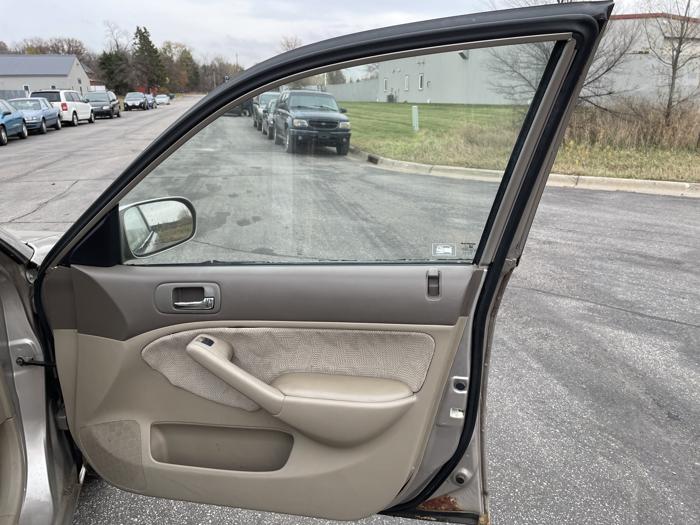 2002 honda civic ex with 198704 miles for sale near elk-river, minnesota a5d9e583e07e41b58eefcf0106800f85.jpg