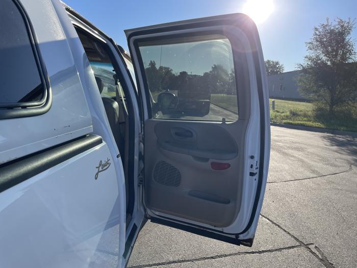 2002 ford f-150 king-ranch with 150772 miles for sale near elk-river, minnesota a673b617e83b4f4bb9ae999142060294.jpg