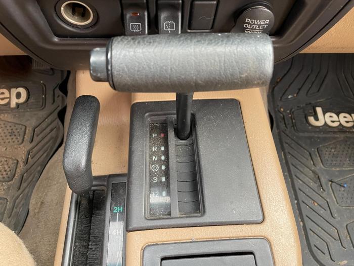 2000 jeep cherokee sport with 169402 miles for sale near elk-river, minnesota a69736c25e3140b695b143957cae8f97.jpg