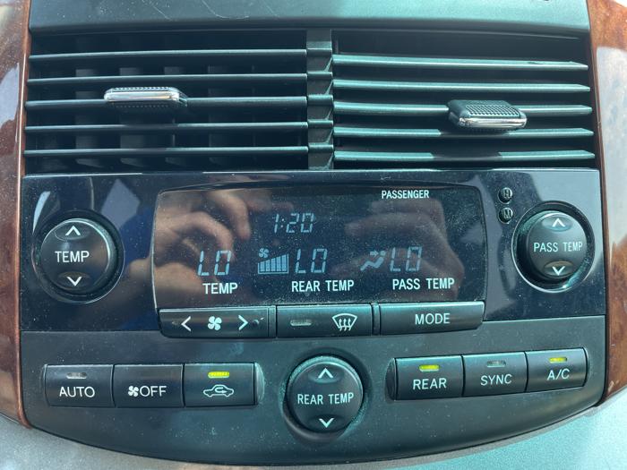 2005 toyota sienna xle with 230625 miles for sale near elk-river, minnesota a72ee111d4554cf69813644672a84d3c.jpg