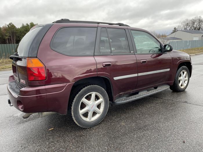 2007 gmc envoy sle1 with 203765 miles for sale near elk-river, minnesota aa8117d03a3543f2b33dffcf89561ae7.jpg