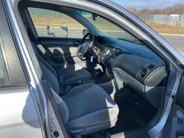 2002 honda civic ex with 171735 miles for sale near elk-river, minnesota aafa06ede09e4ca2913f43b531c25f60.jpg