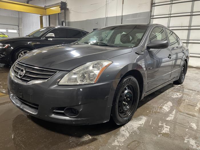 2012 nissan altima sel with 217993 miles for sale near elk-river, minnesota ab14252265b3447cbfed32bb2829aaf5.jpg