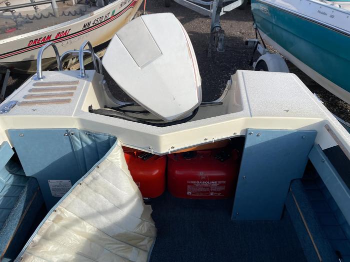 1980 crestliner inc for sale near elk-river, minnesota ac6b2178633b4edf9eb939b386fc8025.jpg
