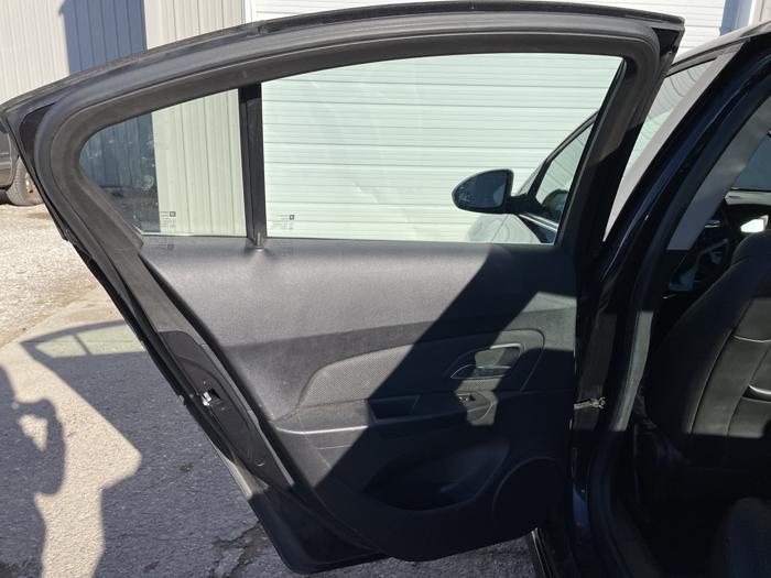 2012 chevrolet cruze 2lt with 219788 miles for sale near elk-river, minnesota b0872fde2e9648458c604da2df696cad.jpg