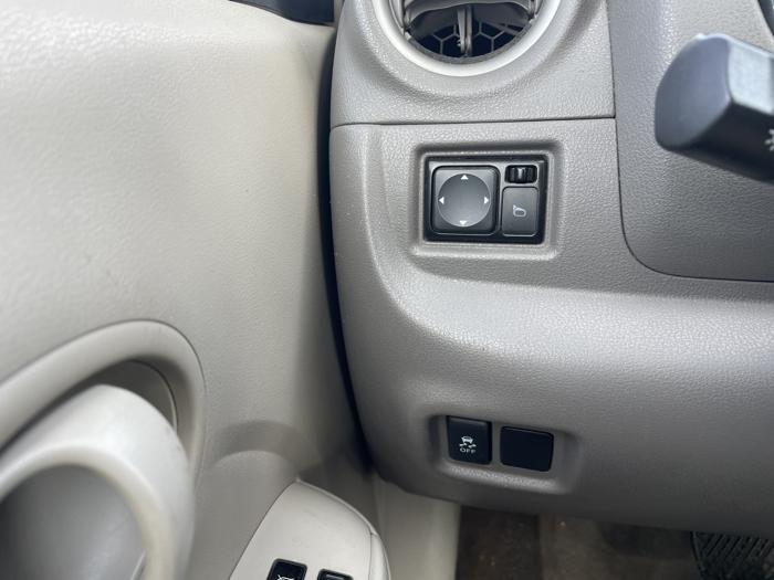 2012 nissan versa with 105901 miles for sale near elk-river, minnesota b0dc2868e8c7428b9b098ad1b3c7c8b5.jpg