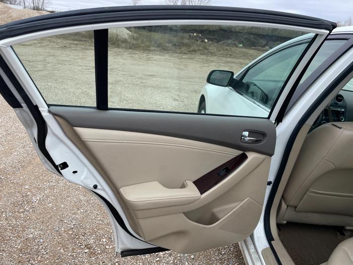 2011 nissan altima sel with 116951 miles for sale near elk-river, minnesota b175d7165d2d47249b5a6d2d3d9a55c8.jpg