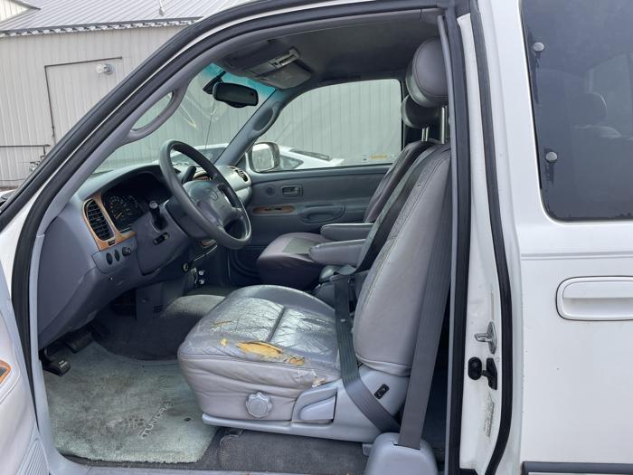 2000 toyota tundra sr5 with 233562 miles for sale near elk-river, minnesota b2d12bdec03d4bc795b24a120fc138c4.jpg