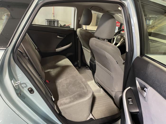 2012 toyota prius sel with 138275 miles for sale near elk-river, minnesota b465e489f7ee4ef884ddab09a89f9499.jpg