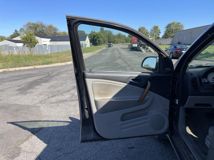 2007 saturn vue sel with 121121 miles for sale near elk-river, minnesota b50c4eacc45d4cd09bb2049753f39909.jpg