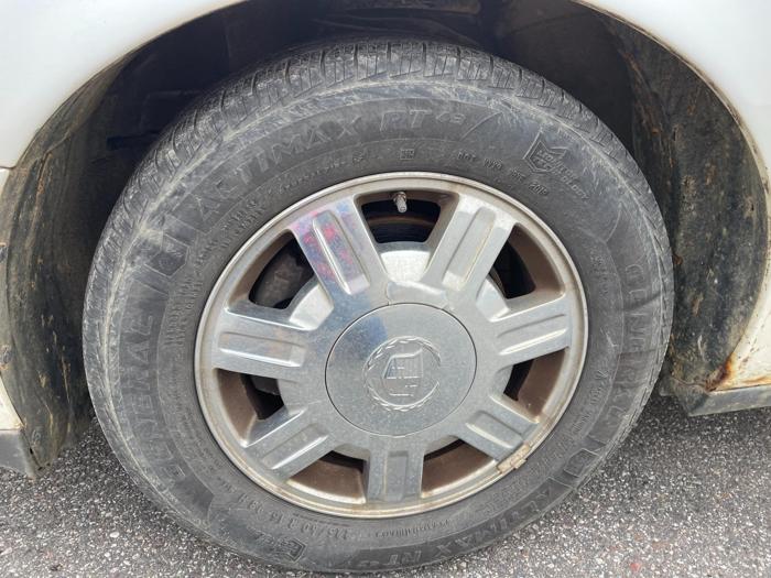 2003 cadillac deville base with 119932 miles for sale near elk-river, minnesota b5ce94345d9c499c8ddbe250387f7936.jpg