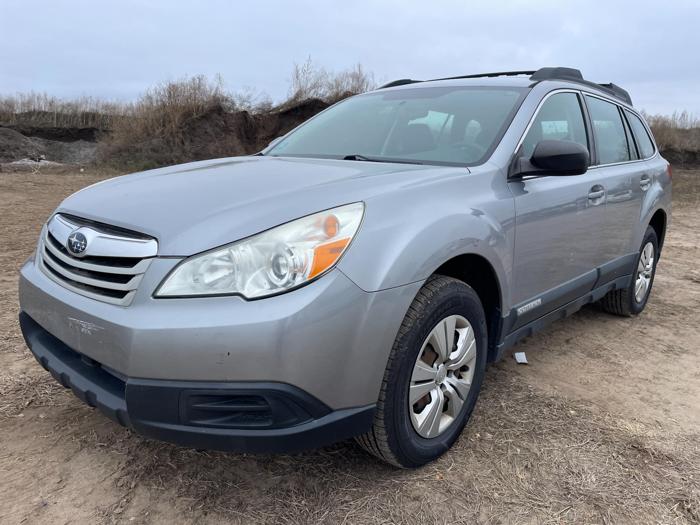 2010 subaru outback 2.5i with 201493 miles for sale near elk-river, minnesota b646399390b24b9fad74eab7dca186e1.jpg