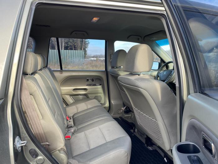2007 honda pilot lx with 191773 miles for sale near elk-river, minnesota b76cc6e4f3324a95951253bbd335c0df.jpg