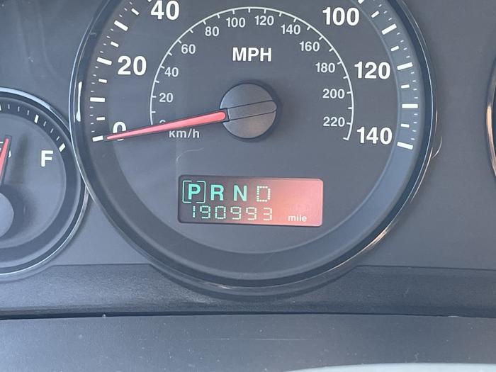 2006 jeep grand-cherokee laredo with 190993 miles for sale near elk-river, minnesota bcbace942cf9427994d2e19ca35b7f87.jpg