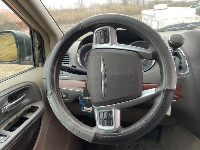 2012 chrysler town-and-country sel with 260369 miles for sale near elk-river, minnesota bd3e535163394c7eb4f1666767ee98a3.jpg