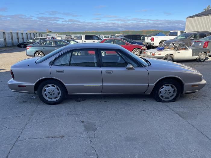 1999 oldsmobile eighty-eight sel with 115148 miles for sale near elk-river, minnesota bdbf05c689674e51beb9155985be4877.jpg