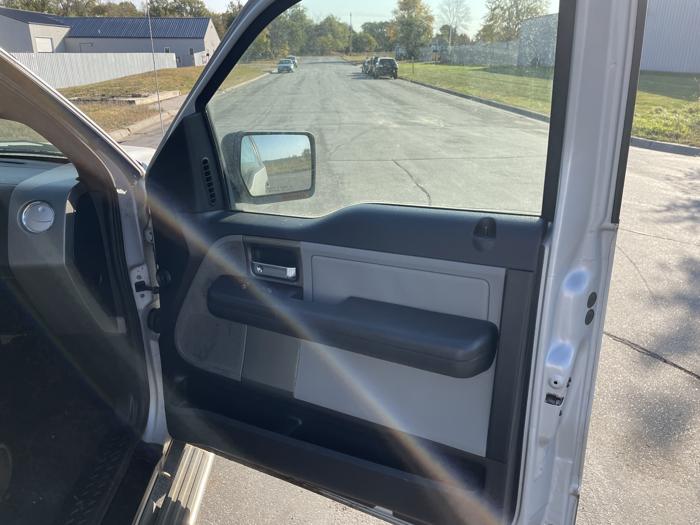 2005 ford f-150 xlt with 236468 miles for sale near elk-river, minnesota be3aeaea555646c5882e9cc758cb0cdf.jpg