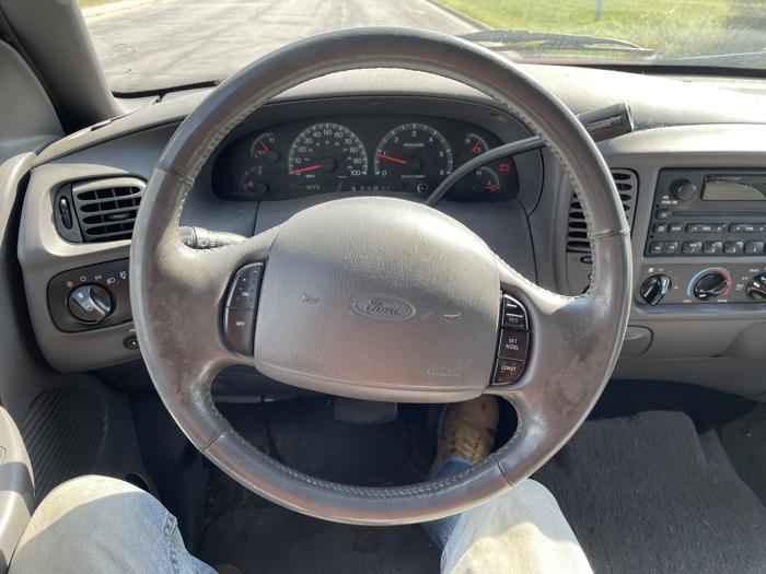 2001 ford f150 xlt with 208185 miles for sale near elk-river, minnesota bea40d391bab40c9b6ef71aa2d1328cd.jpg