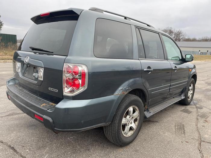 2006 honda pilot ex-l(-with-navi) with 270184 miles for sale near elk-river, minnesota bfd21c89e59149409b8e6f9e9a2009b6.jpg