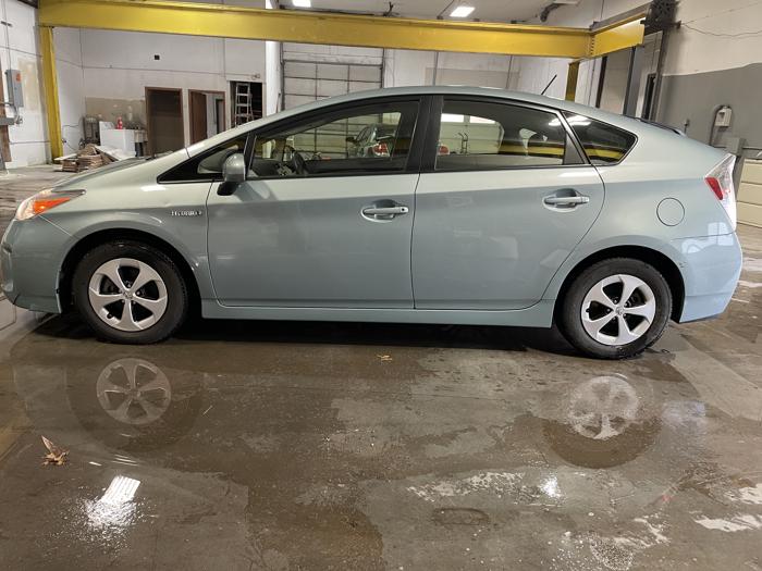 2012 toyota prius sel with 138275 miles for sale near elk-river, minnesota bfe83349ab584fab9b6c47c2460ab673.jpg