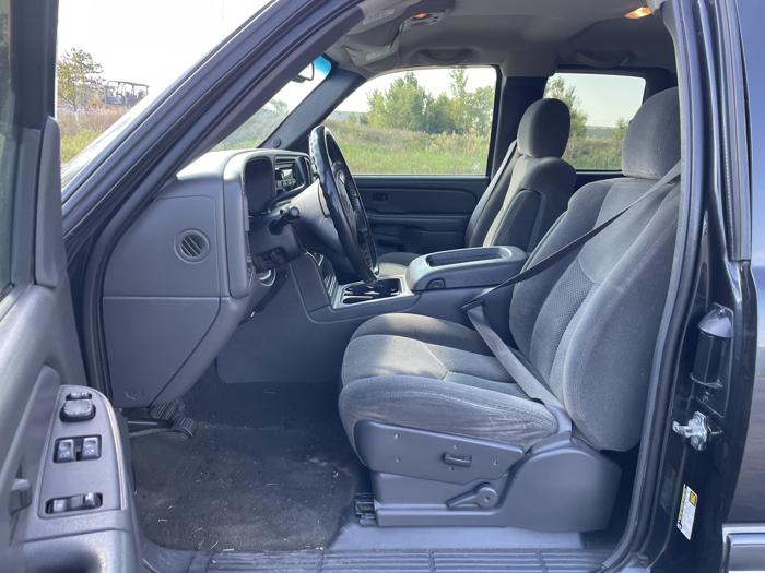 2005 chevrolet silverado-1500 1500 with 189427 miles for sale near elk-river, minnesota c11a7f35f6bc47fea7e96cccbe28d3cc.jpg