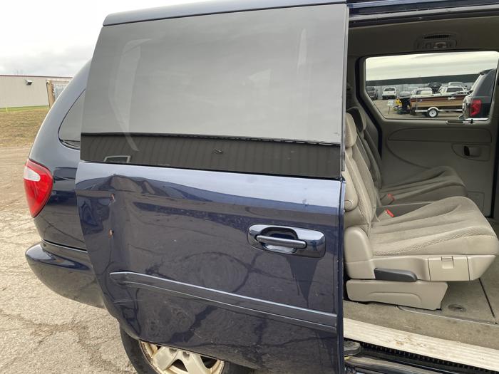 2005 dodge caravan-grand-caravan sxt with 184852 miles for sale near elk-river, minnesota c131b7111c424796888c05e2d75ebb17.jpg