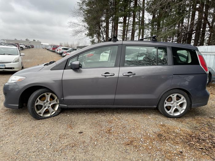 2010 mazda mazda5 sport with 193845 miles for sale near elk-river, minnesota c2e0baa1da03449982040235a96f5b2e.jpg