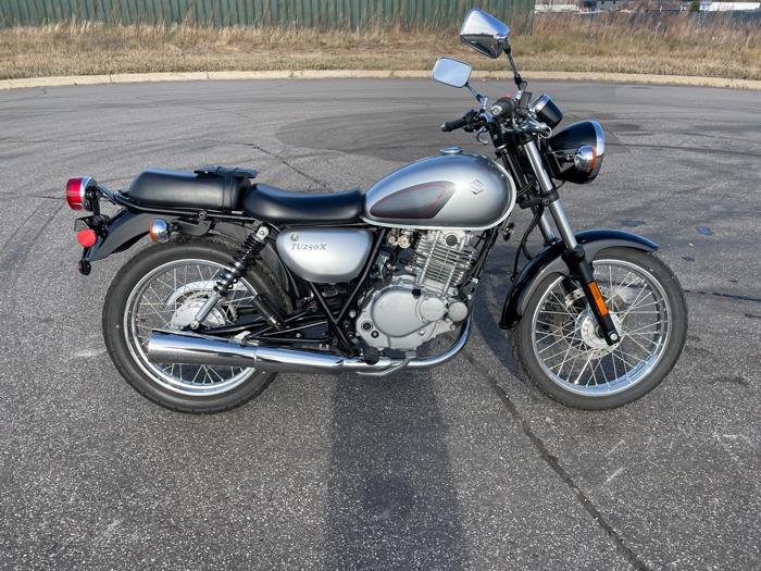 2015 suzuki tu250xl with 2947 miles for sale near elk-river, minnesota c560efc7cd4c493cac156714caac7c58.jpg