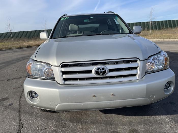 2004 toyota highlander std with 220107 miles for sale near elk-river, minnesota c568974a172b4ab8a43bd96c8a2fdb93.jpg