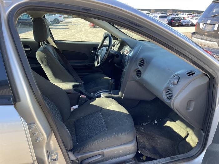 2004 pontiac grand-prix with 167566 miles for sale near elk-river, minnesota c62886604b664d568772b9f414147cb8.jpg
